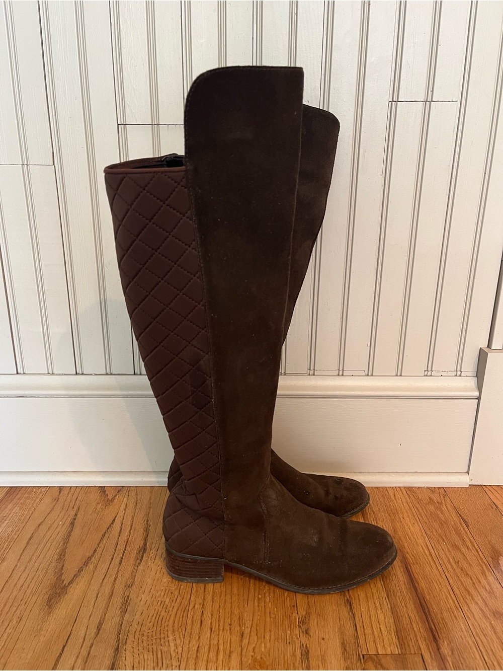 Women's David Charles Quilted Suede High Shaft Boots Size 8.5